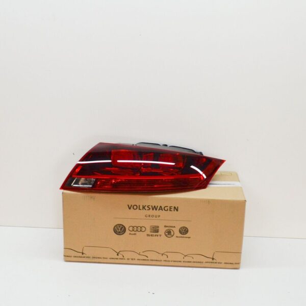8J0945096N - NEW AUDI TTS 8J REAR RIGHT TAILLIGHT USA 8J0945096N ORIGINAL