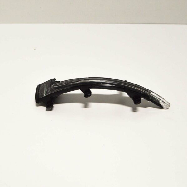 8J0949102 - NEW AUDI R8 FRONT RIGHT DOOR MIRROR TURN SIGNAL 8J0949102 OEM