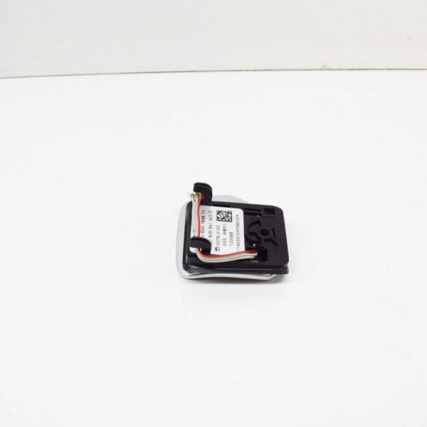 8J0951527C3Q7 - NEW AUDI A3 8P STEERING WHEEL TIPTRONIC LEFT BUTTON SWITCH 8J0951527C3Q7