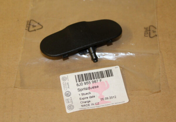 8J0955987F - NEW AUDI TT 8J FRONT LEFT WINDSCREEN NOZZLE JET 8J0955987F ORIGINAL