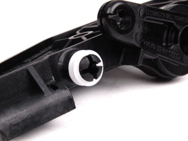 8J2823533C4PK - NEW AUDI TT/TTS RHD SET OF BONNET RELEASE HANDLE AND BRACKET 8J2823633C