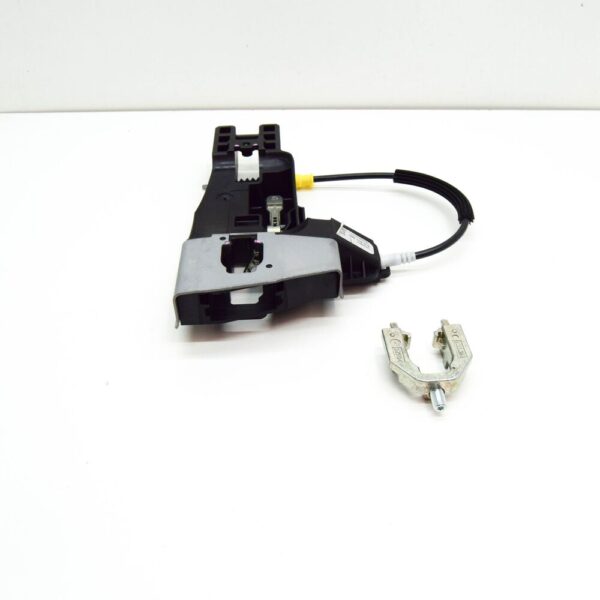 8J2837886A - Audi TT 8J door handle mounting rod front right RHD 8J2837886A NEW