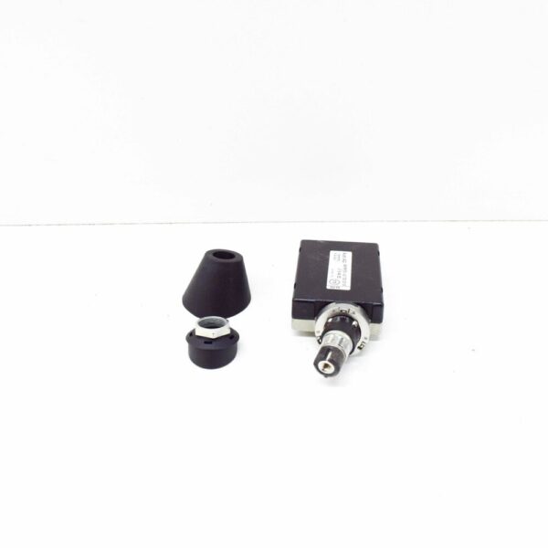 8J7035501B - NEW OEM AUDI TT ROADSTER 8J MK2 AERIAL BASE 8J7035501B GENUINE