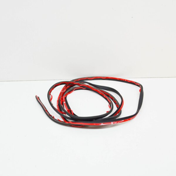 8J8853306 - NEW AUDI TT 8J WINDSHIELD MOLDING TRIM 8J8853306 ORIGINAL