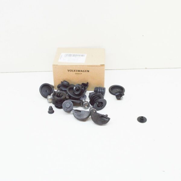 8K0098615A - NEW AUDI A4 B8 BONNET ATTACHMENTS SET 8K0098615A ORIGINAL