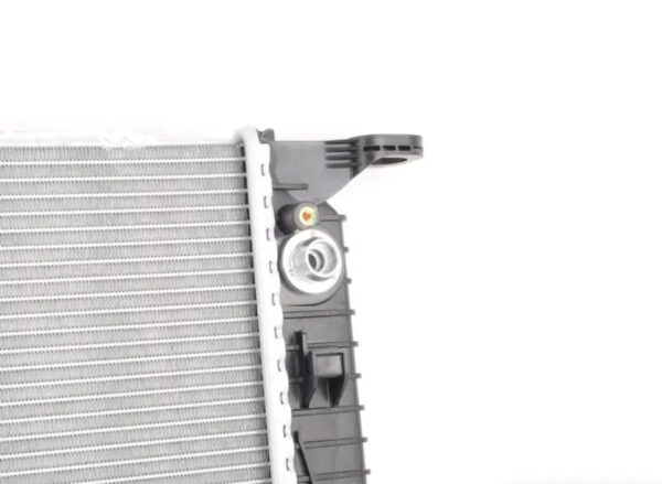 8K0121251AJ - NEW AUDI Q5 8R COOLING RADIATOR 8K0121251AJ ORIGINAL