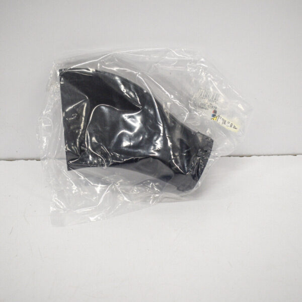 8K0129604 - NEW AUDI A4 8K AIR INTAKE DUCT 8K0129604