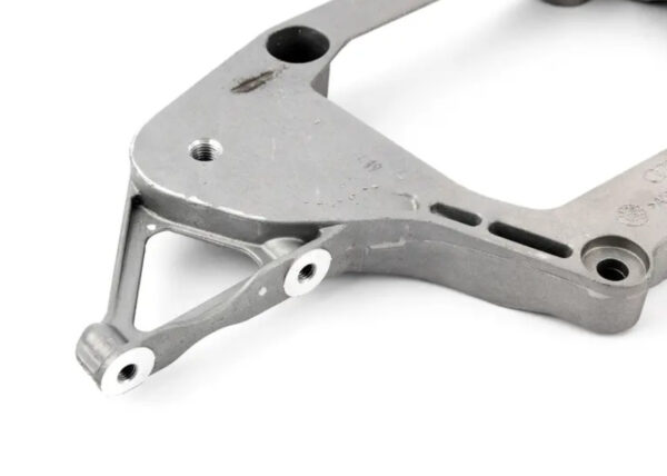 8K0599287J - NEW AUDI A4 B8 REAR DIFFERENTIAL BRACKET 8K0599287J ORIGINAL