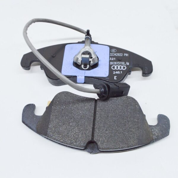 8K0698151R - NEW AUDI A5 8T3 FRONT WHEEL BRAKE PAD SET 8K0698151R ORIGINAL