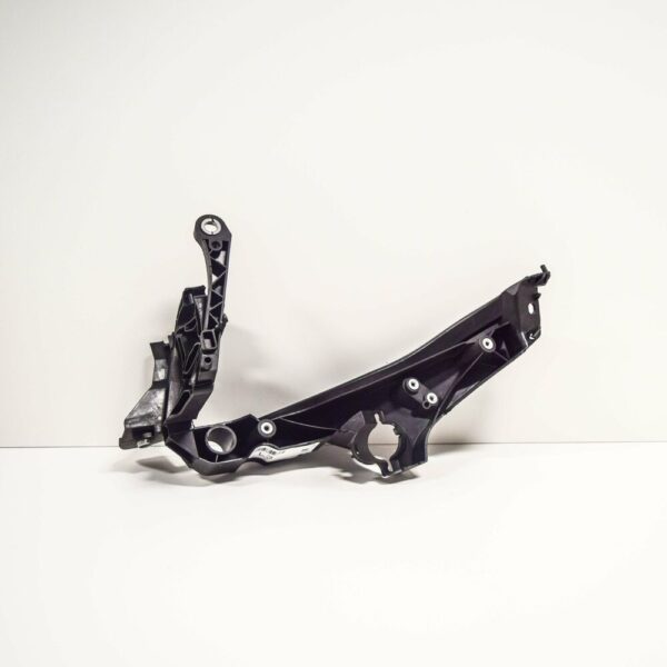 8K0805608C - NEW AUDI A4 B8 RIGHT HEADLIGHT BRACKET HOLDER 8K0805608C