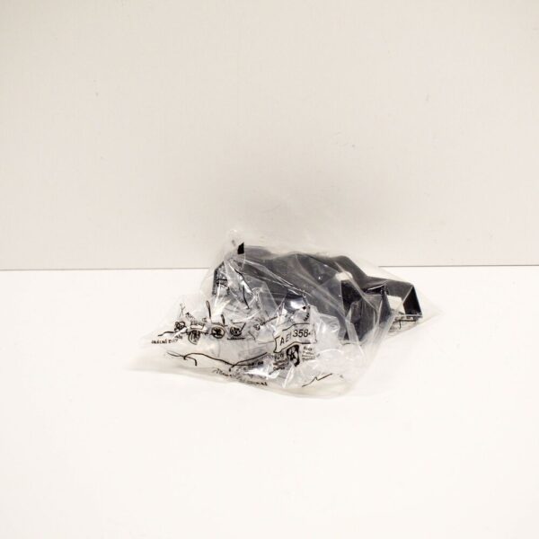8K0807284H - NEW AUDI A4 B8 FRONT BUMPER RIGHT SIDE GUIDE 8K0807284H ORIGINAL
