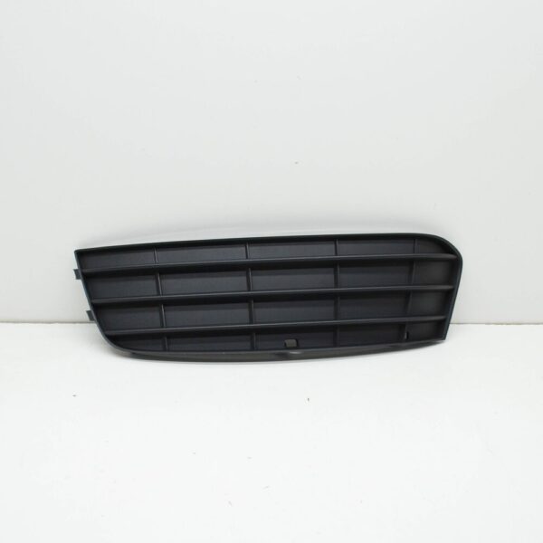 8K0807681 - AUDI A4 B8 FRONT BUMPER LEFT VENT GRILLE 8K080768101C NEW GENUINE