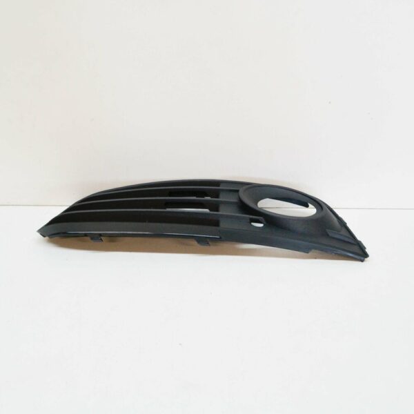 8K0807681A01C - NEW AUDI A4 B8 FRONT BUMPER FOG LIGHT LEFT GRILLE 8K0807681A01C