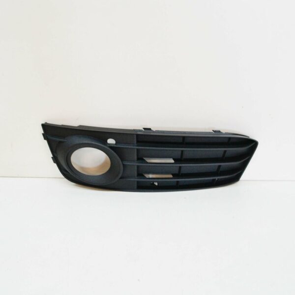 8K0807681A01C - NEW AUDI A4 B8 FRONT BUMPER FOG LIGHT LEFT GRILLE 8K0807681A01C