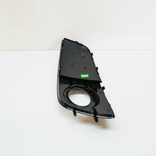 8K0807681C01C - NEW AUDI A4 B8 LEFT FOG LIGHT GRILLE S-LINE 8K0807681C01C 8K0807681C 2010