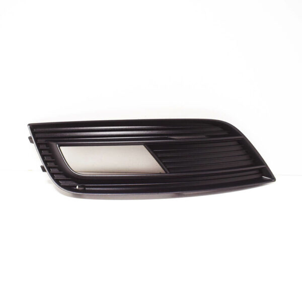 8K0807681K01C - NEW AUDI A4 B8 FRONT LEFT FOG LIGHT GRILLE 8K0807681K01C