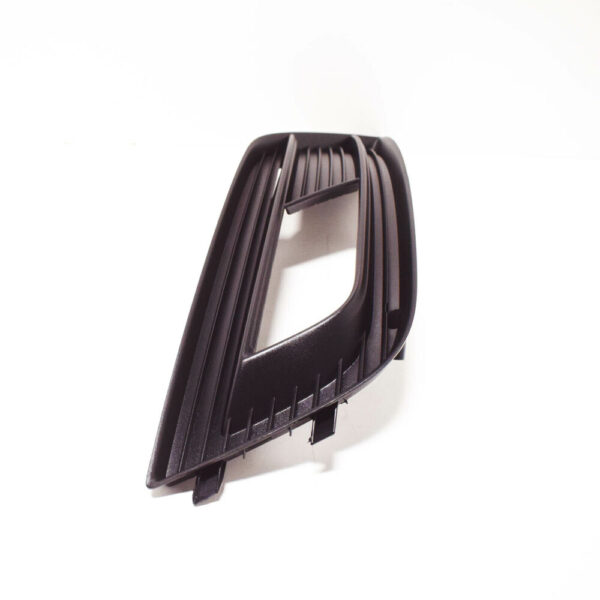 8K0807681K01C - NEW AUDI A4 B8 FRONT LEFT FOG LIGHT GRILLE 8K0807681K01C