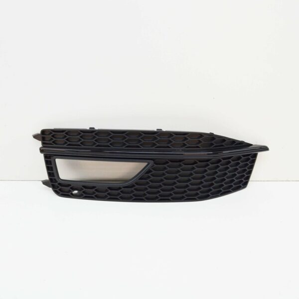 8K0807681LZDE - NEW AUDI A4 B8 LEFT FOG GRILLE  8K0807681LZDE 8K0807681L ZDE