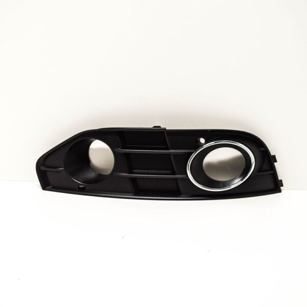 8K0807682J01C - Audi A4 B8 Front Bumper Right Side Fog Light Grille 8K0807682J01C NEW GENUINE