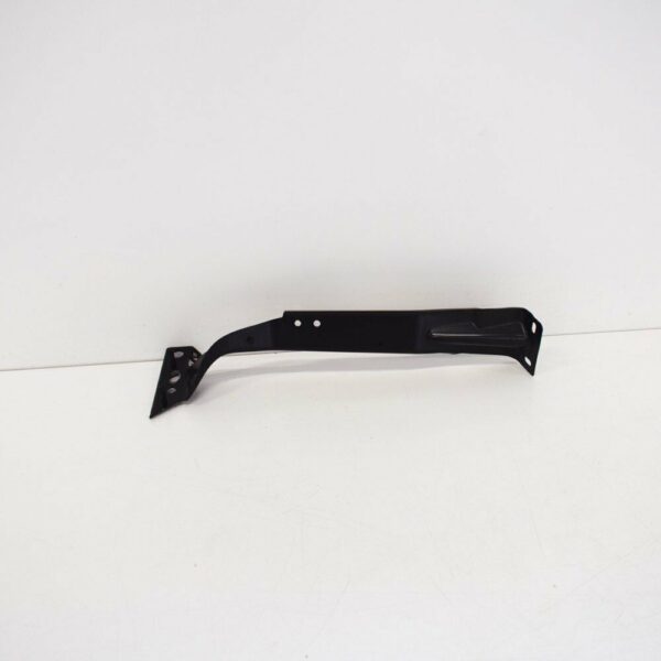 8K0821136J - OEM AUDI A4 8K ALLROAD RS4 QUATTRO RIGHT SIDE FRONT WING BRACKET 8K0821136J