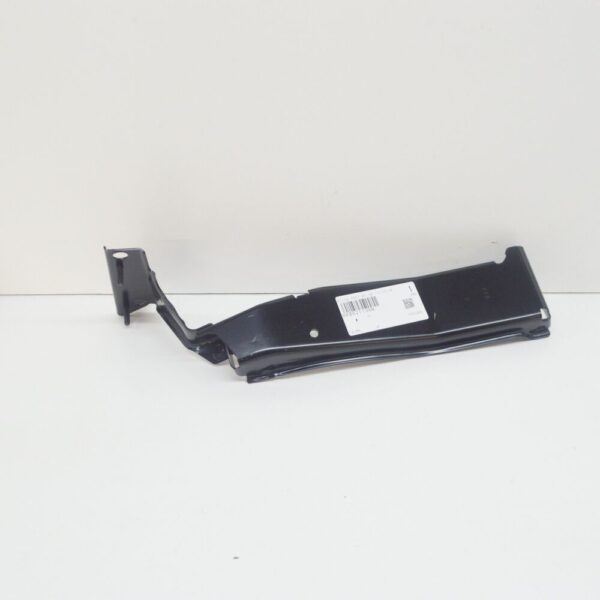 8K0821136M - NEW AUDI A4 B8 FRONT RIGHT FENDER LOWER BRACE 8K0821136M