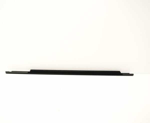 8K0839478F - NEW AUDI A4 B8 REAR RIGHT WINDOW TRIM 8K0839478F 2014