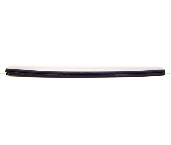 8K0839479C - NEW AUDI A4 B8 REAR LEFT DOOR WINDOW SLOT SEAL TRIM 8K0839479C