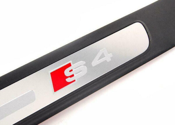 8K0853373A01C - NEW AUDI S4 B8 FRONT LEFT DOOR SILL TRIM 8K0853373A01C ORIGINAL