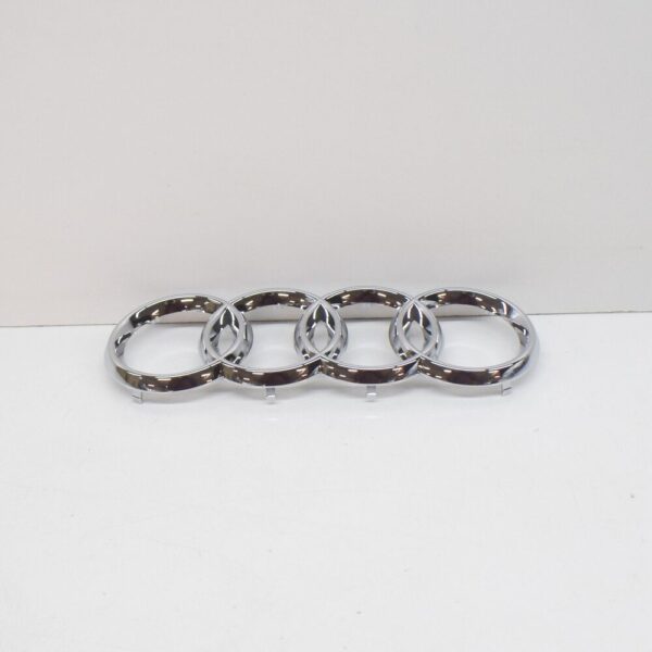 8K0853605 - NEW AUDI A4 8ED FRONT BONNET HOOD EMBLEM BADGE 8K0853605 ORIGINAL