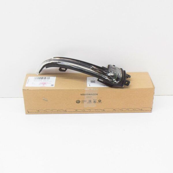 8K0949102D - NEW AUDI A4 S4 A5 S5 Q3 RIGHT TURN SIGNAL FOR MIRROR ASSEMBLY 8K0949102D