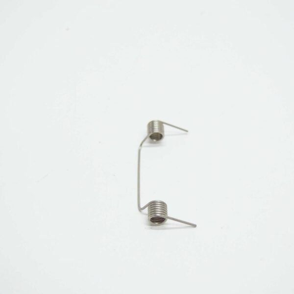 8K0955339 - NEW AUDI A4 B8 HEADLIGHT CLEANING SPRING CLIP 8K0955339