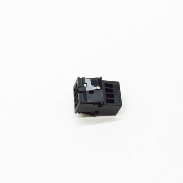 8K0971833 - NEW AUDI A1 MK1 FLAT CONTACT HOUSING 8 PIN BLACK 8K0971833 ORIGINAL