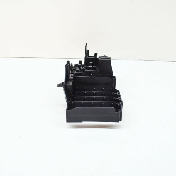 8K0971845A - NEW AUDI A4 B8 ALLROAD RIGHT REAR FUSE HOLDER 8K0971845A ORIGINAL