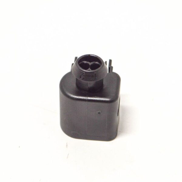 8K0973702 - NEW AUDI A4 8K 2 PIN CONNECTOR HOUSING 8K0973702 ORIGINAL