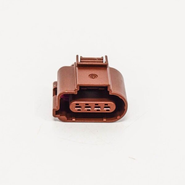 8K0973704A - NEW AUDI A4 B8 FLAT HOUSING CONNECTOR 8K0973704A ORIGINAL