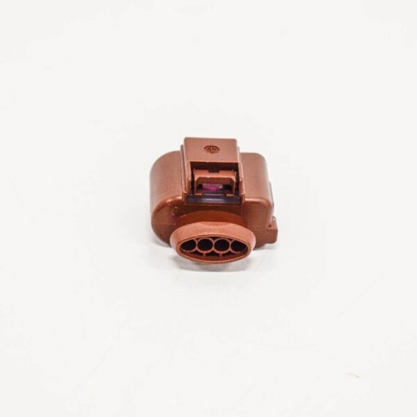 8K0973704A - NEW AUDI A4 B8 FLAT HOUSING CONNECTOR 8K0973704A ORIGINAL