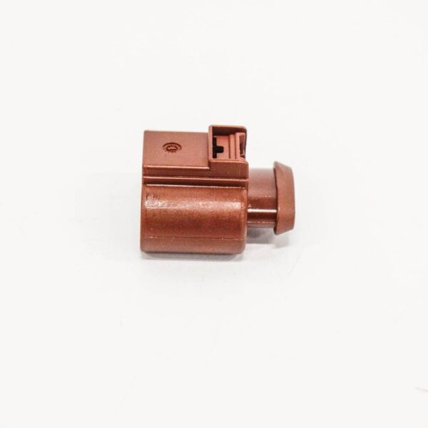 8K0973704A - NEW AUDI A4 B8 FLAT HOUSING CONNECTOR 8K0973704A ORIGINAL