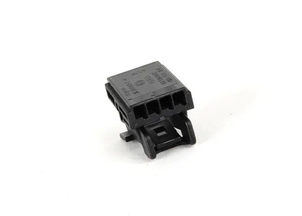 8K0973754 - NEW AUDI A1 MK1 4-PIN FLAT CONNECTOR 8K0973754 ORIGINAL