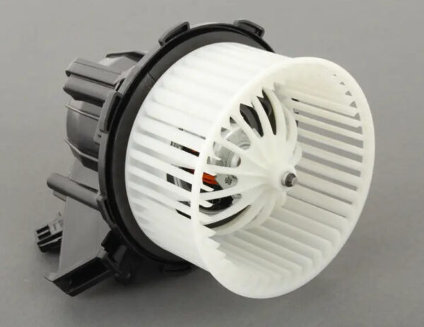 8K1820021C - NEW AUDI A4 B8 HEATER BLOWER FAN LHD 8K1820021C ORIGINAL