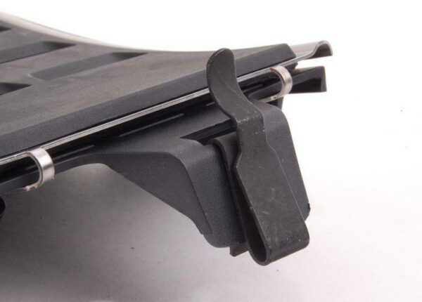 8K1864777B3Q7 - NEW AUDI A4 B8 FOOTREST COVER LHD 8K1864777B3Q7 ORIGINAL