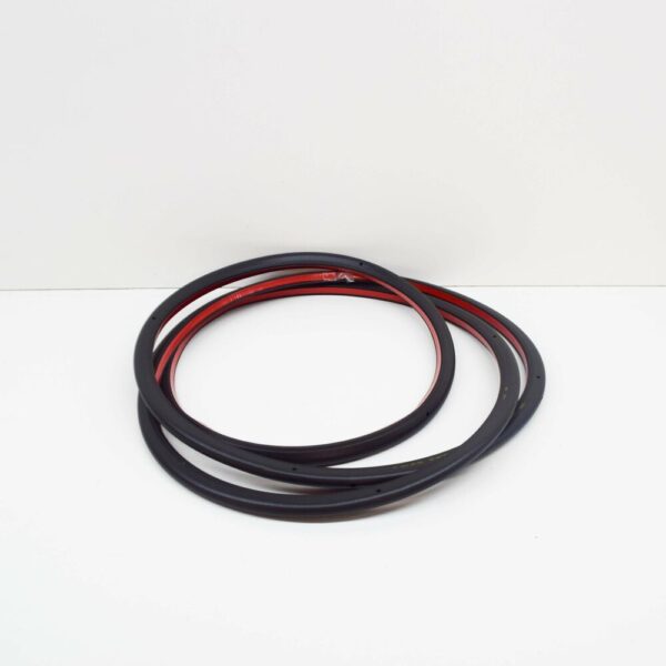 8K5839912Q - NEW AUDI A4 B8 REAR RIGHT OUTER DOOR SEAL 8K5839912Q OEM