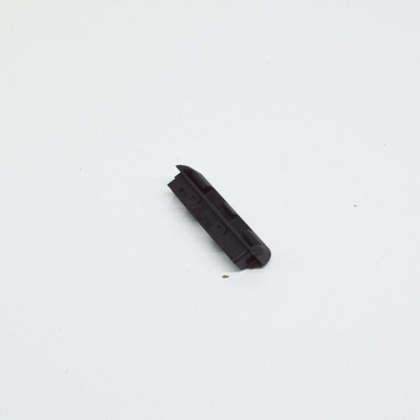 8K5861789A4PK - NEW AUDI A4 B8 REAR LEFT ROLLER SUNBLIND SUSPENSION LUG 8K5861789A4PK ORIGINAL