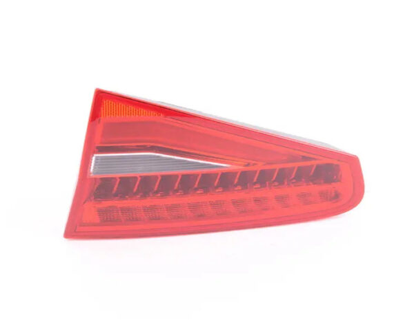 8K5945094AD - NEW AUDI A4 AVANT B8 REAR RIGHT INNER TAILLIGHT 8K5945094AD ORIGINAL