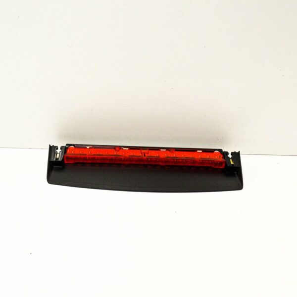 8K5945097 - NEW AUDI A4 AVANT B8 ADDITIONAL BRAKE LIGHT 8K5945097 2015