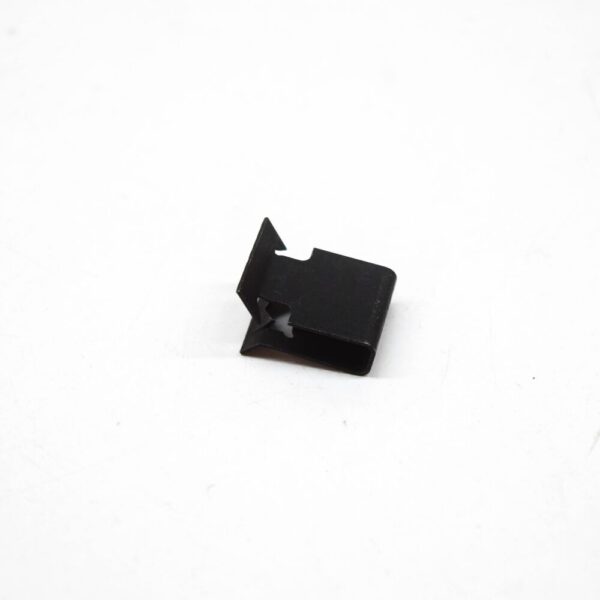 8L0807180 - Audi A3 8L Front Bumper Lower Clip 8L0807180 NEW GENUINE