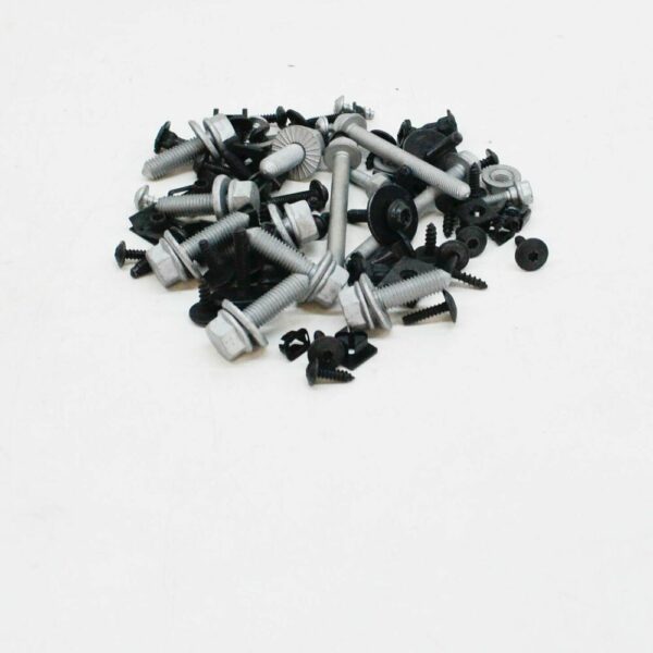 8P0098623A - NEW AUDI A3 8P FRONT BUMPER FIXING PARTS 1 SET 8P0098623A