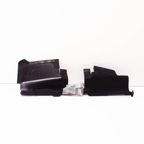 8P0121284E - NEW AUDI A3 8P RIGHT AIR SUPPLY 8P0121284E ORIGINAL