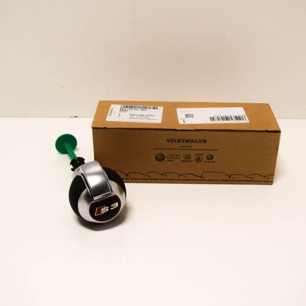 8P0713141SKH - NEW AUDI A3 S3 8P S-TRONIC GEAR SHIFT KNOB 8P0713141SKH ORIGINAL