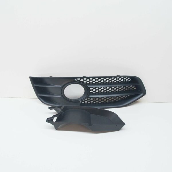 8P0807682GZDE - NEW AUDI A3 8P1 FRONT BUMPER RIGHT FOG LIGHT 8P0807682G ZDE