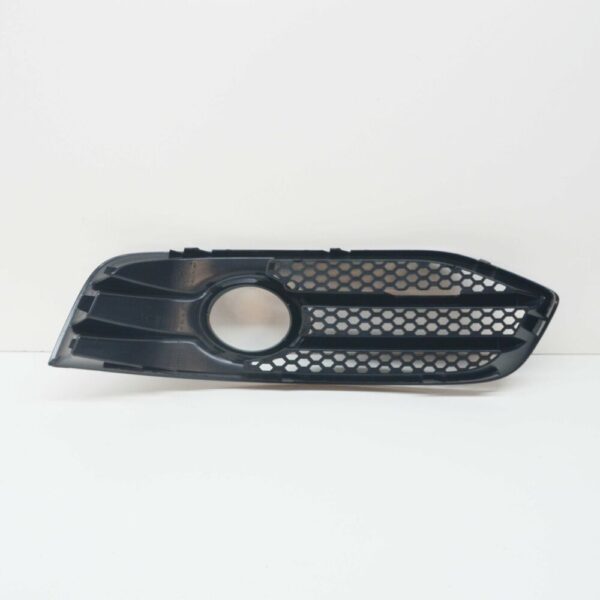 8P0807682GZDE - NEW AUDI A3 8P1 FRONT BUMPER RIGHT FOG LIGHT 8P0807682G ZDE